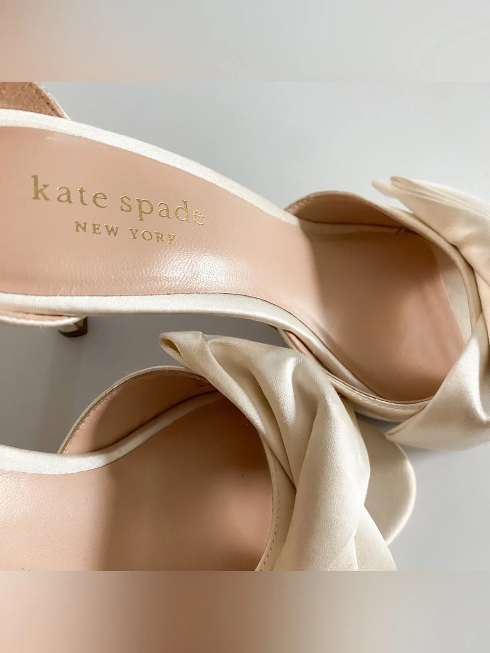 Kate Spade Ivory Luxe Satin Bow Leather Peep Toe Heels Bridal Wedding Elopement